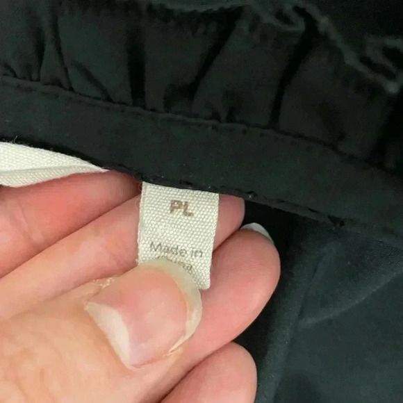 Soft Surroundings The Vivian Shirt Black long button down piecrust collar PLarge - Picture 7 of 7